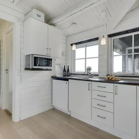 Orsa - 80m From The Sea By Interhome *